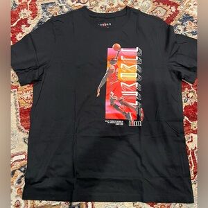 Jordan XL mens shirt